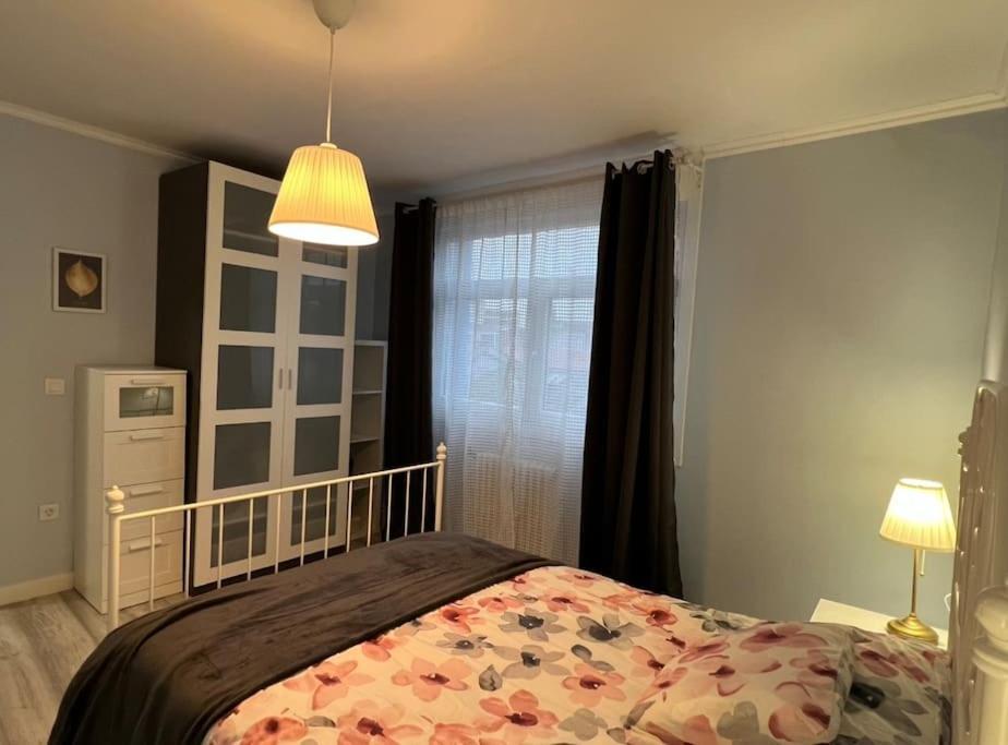 Apartamento Turistico Plaza III Monforte De Lemos Ngoại thất bức ảnh